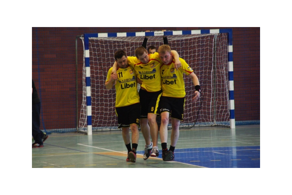 Tytani Wejherowo - MKS Brodnica - 06.04.2013