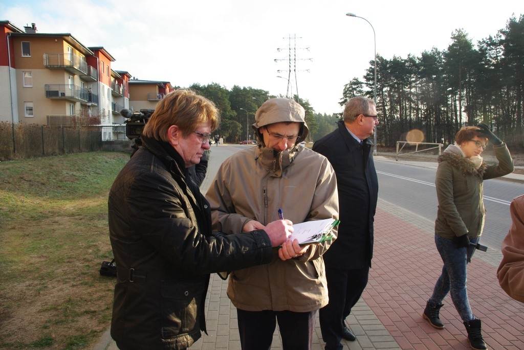 Budżet Obywatelski - Parking na os. Fenikowskiego - 30.12.2015