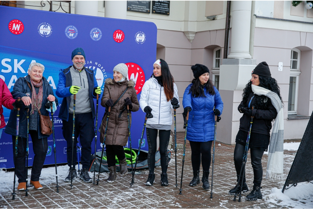 Darmowe zajęcia Nordic Walking w ramach Wejherowskiej Karty Mieszkańca