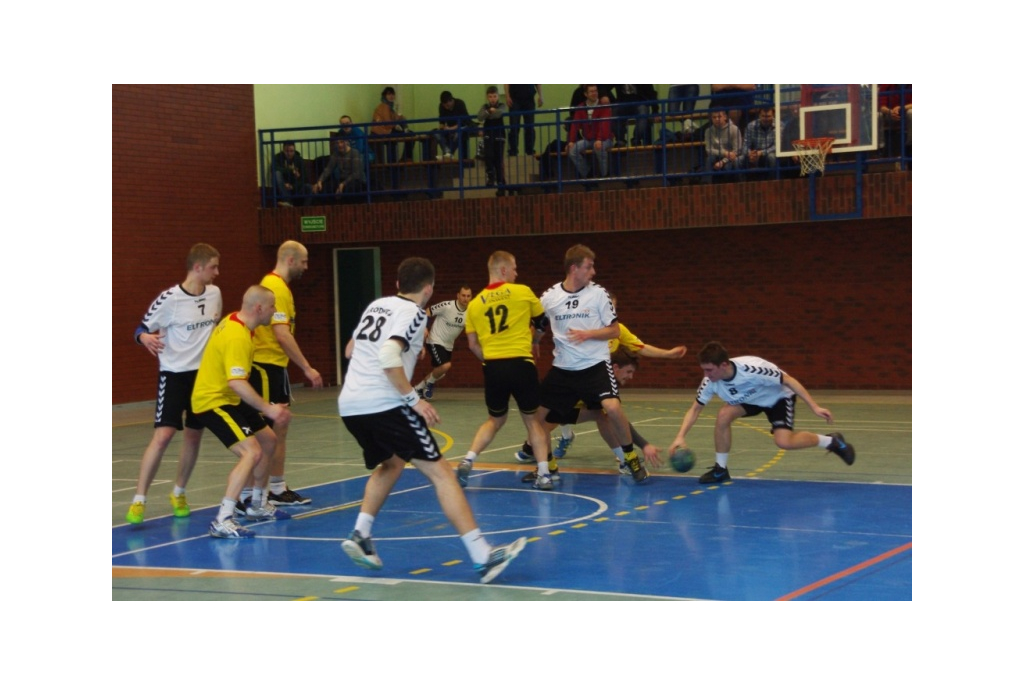 Tytani Wejherowo - MKS Brodnica - 06.04.2013