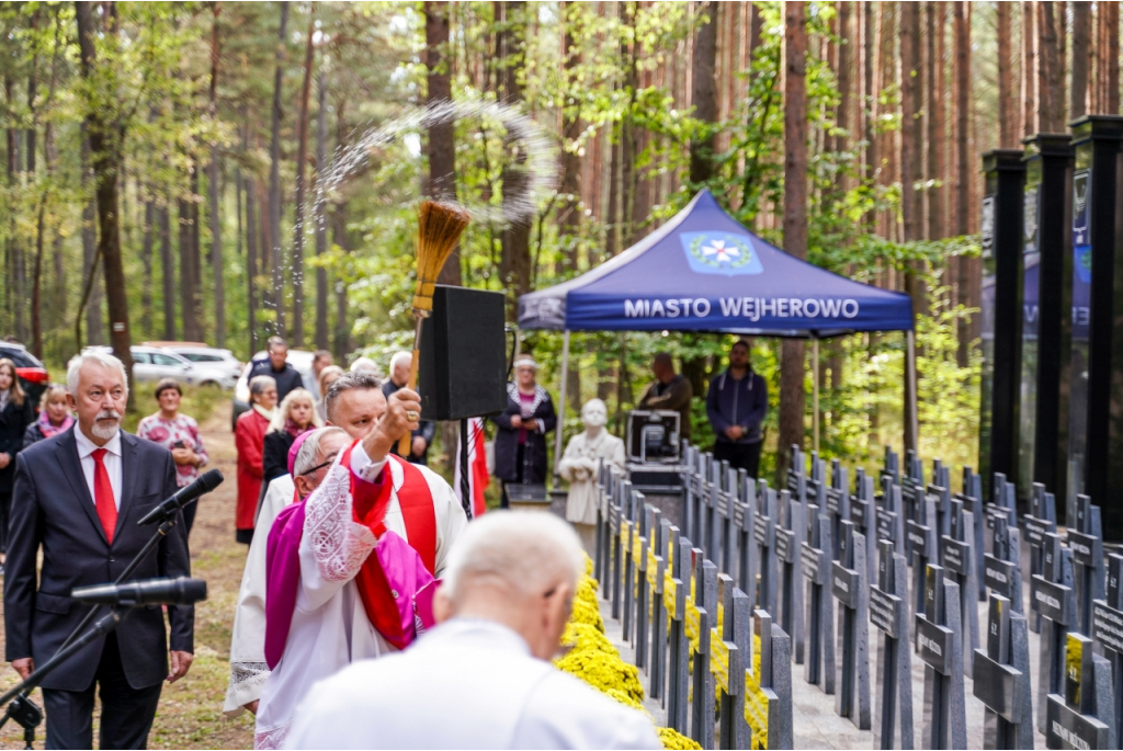 Pamięć i hołd ofiarom zbrodni piaśnickiej