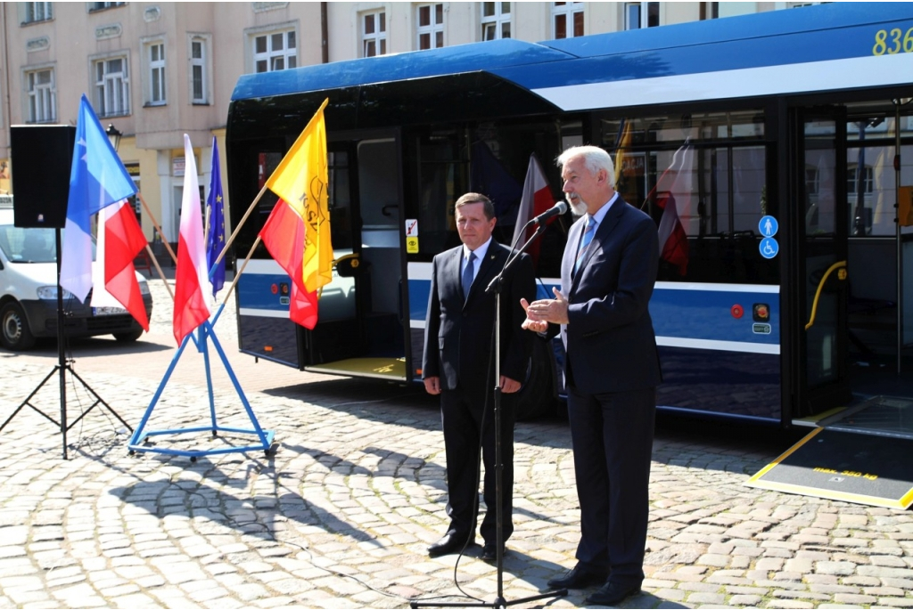 Nowy autobus komunikacji miejskiej