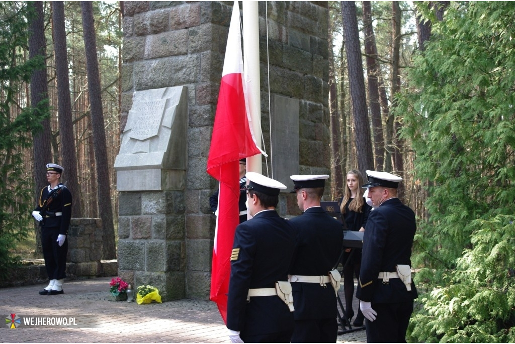 Uroczystość w Piaśnicy z okazji Miesiąca Pamięci Narodowej - 11.04.2015