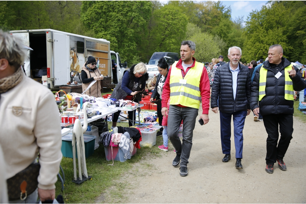 Pchli Targ w Parku Miejskim