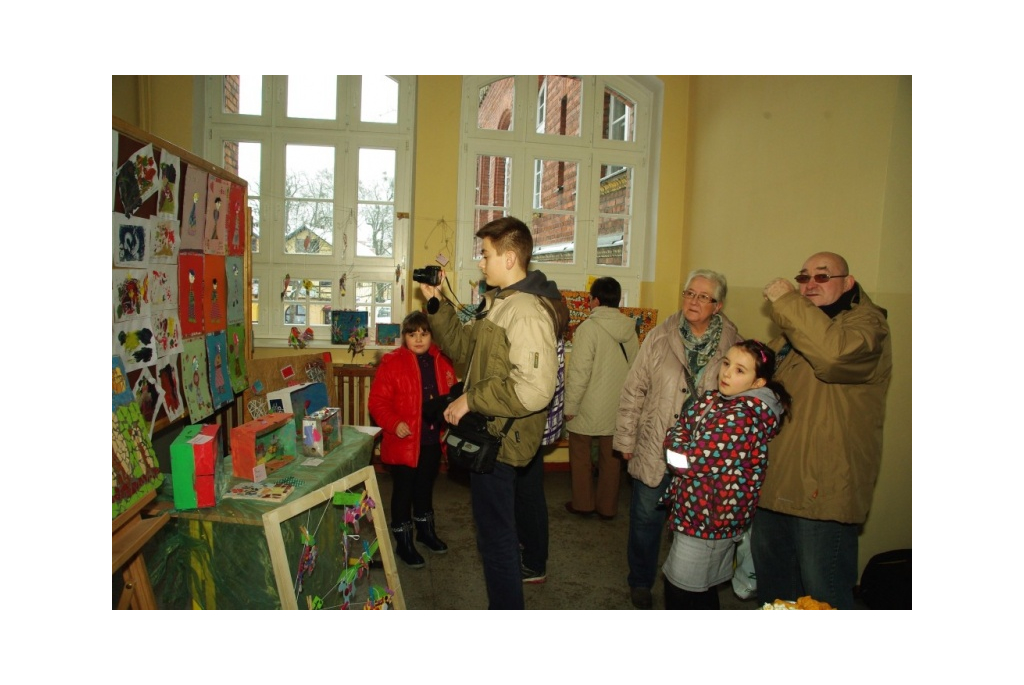 Wystawa ArtFerie w Gimnazjum nr1 - 22.02.2013