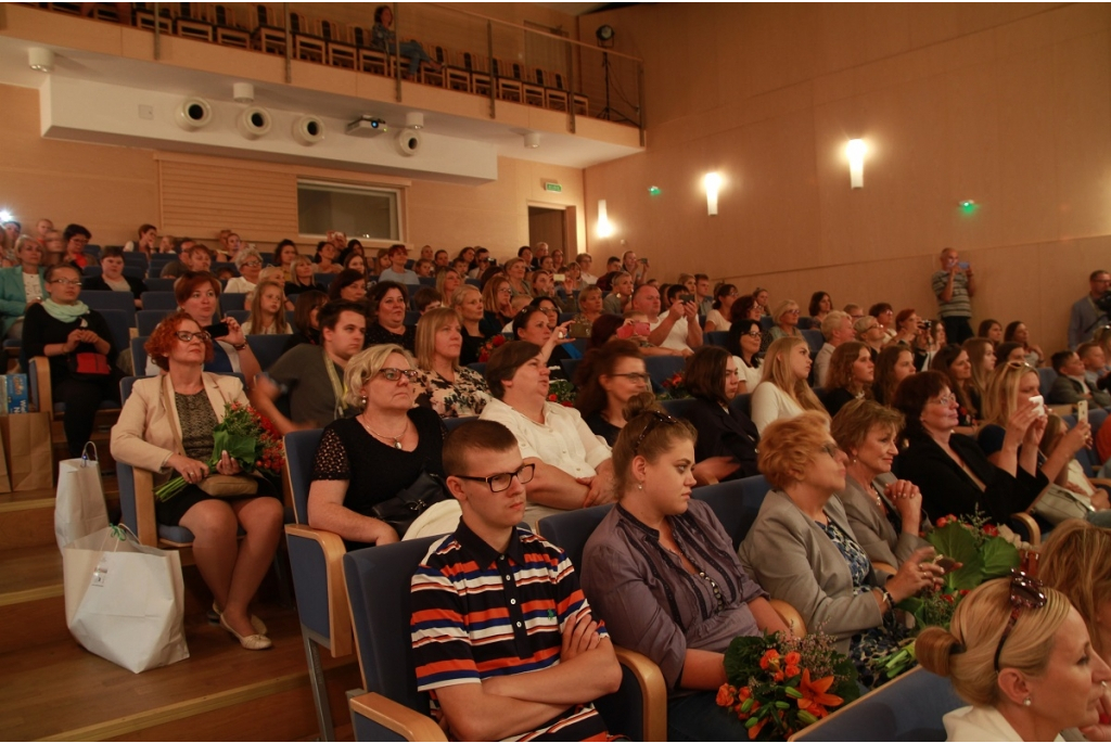 Gala finałowa dot. podsumowania działań edukacyjnych KZG &quot;Doliny Redy i Chylonki&quot;