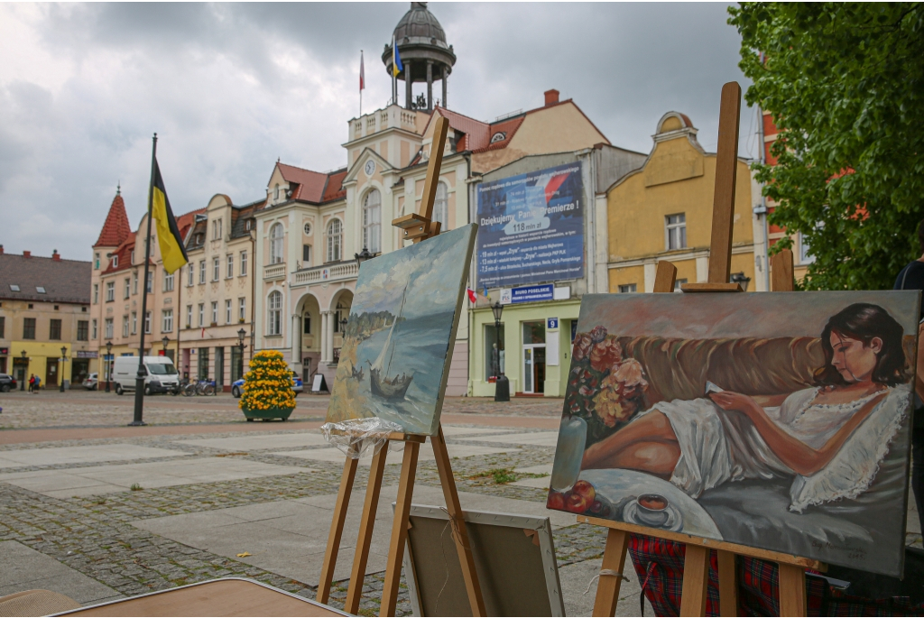 Wejherowscy artyści zainaugurowali warsztaty malarskie