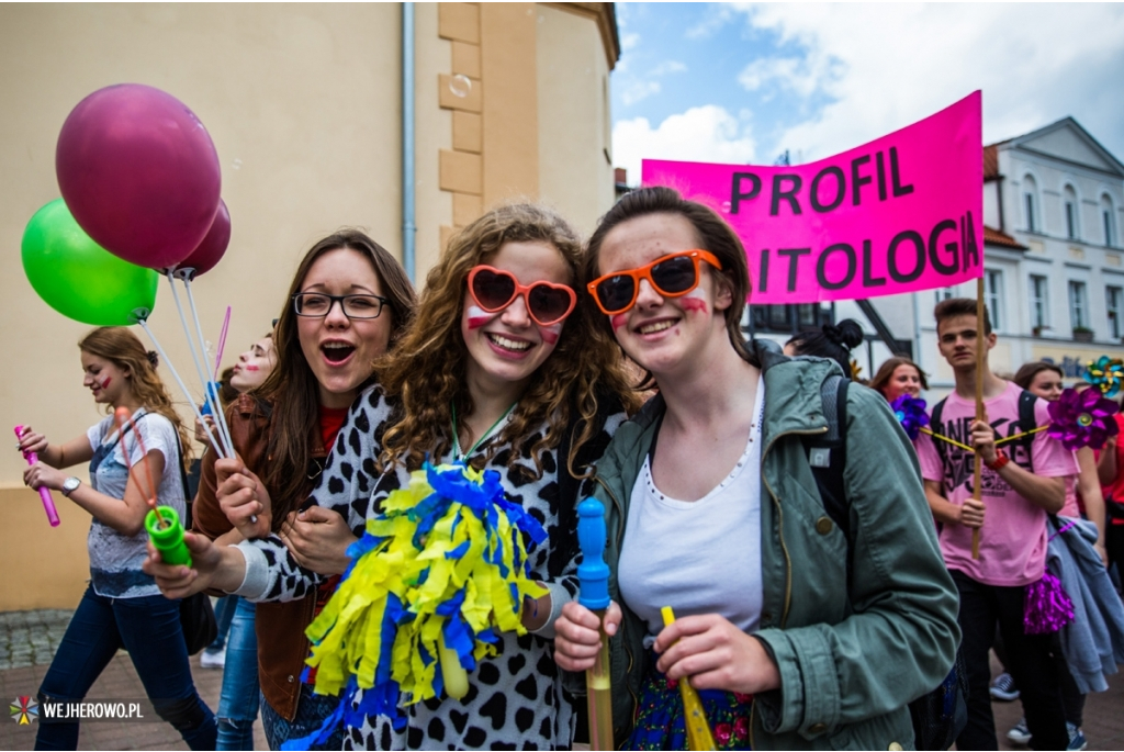 Parada uczniów Zespołu Szkół Ponadgimnazjalnych nr 4  im. Jakuba Wejhera - 29.05.2015