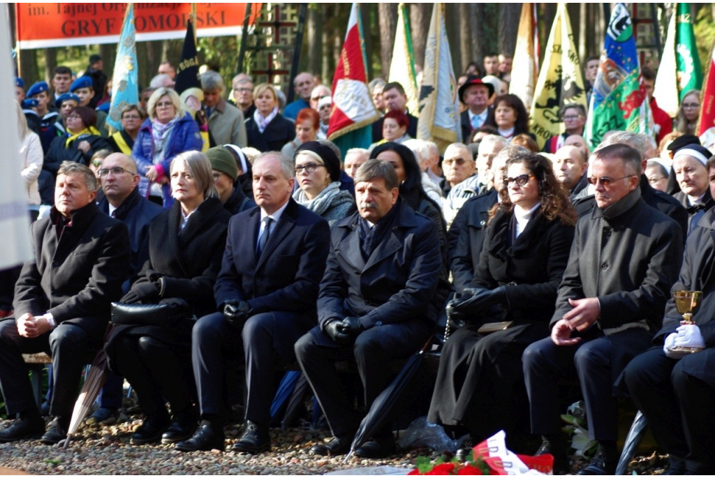 Uroczystość patriotyczna w Piaśnicy