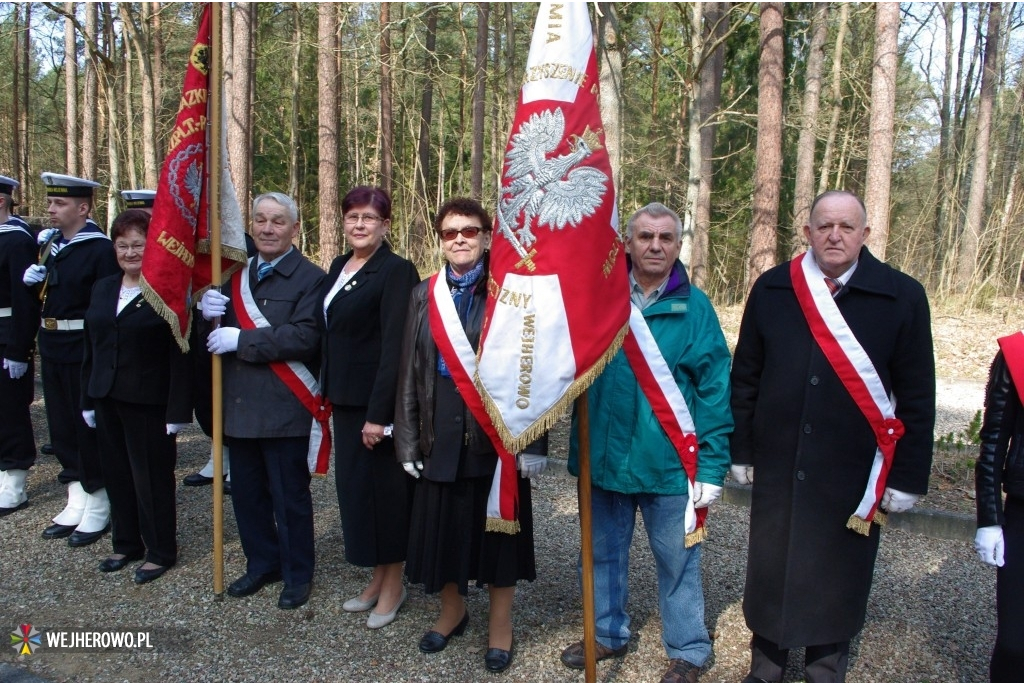 Uroczystość w Piaśnicy z okazji Miesiąca Pamięci Narodowej - 11.04.2015