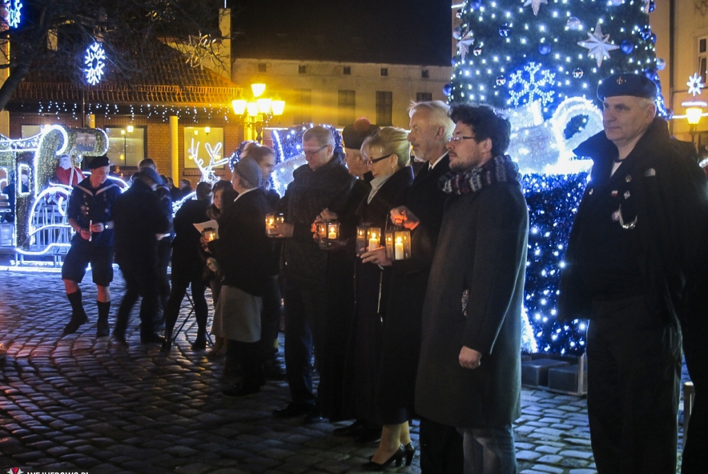 Światełko pokoju na rynku - 19.12.2015