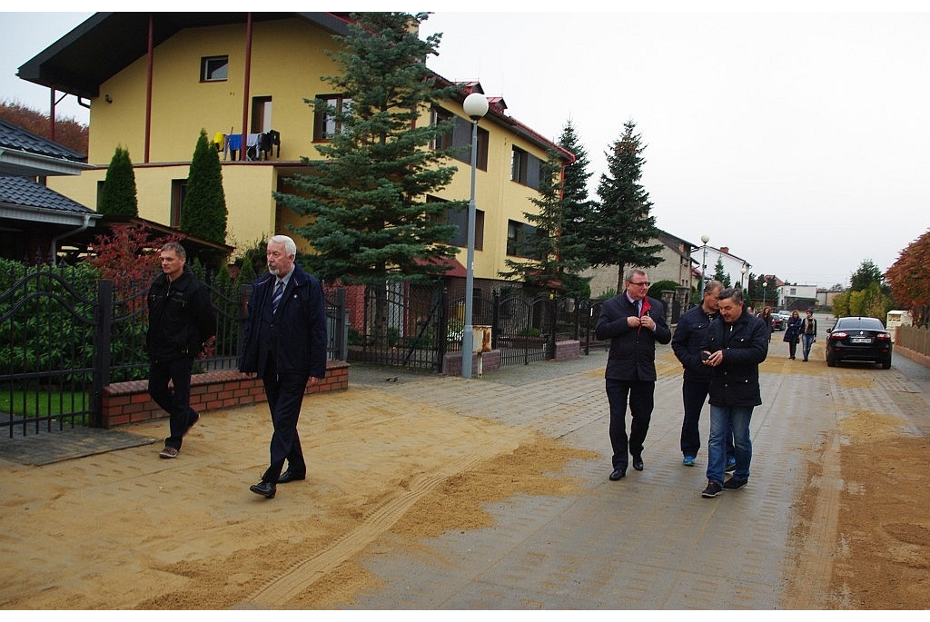 Odbiór 4 ulic - Zielnej, Złotej, Modrej i Uroczej - 03.11.2015