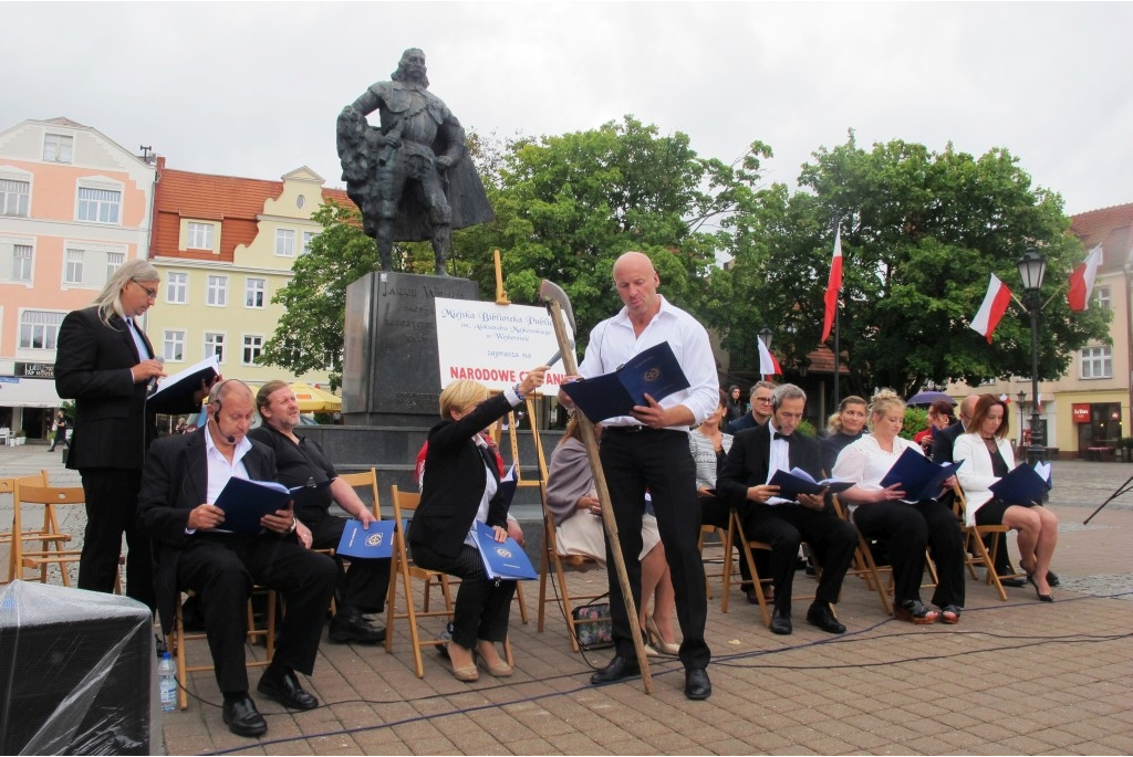 Narodowe czytanie Wesela w Wejherowie