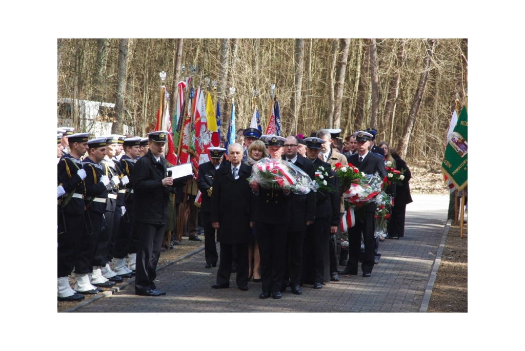 Uroczystość w Piaśnicy z okazji Miesiąca Pamięci Narodowej - 20.04.2013