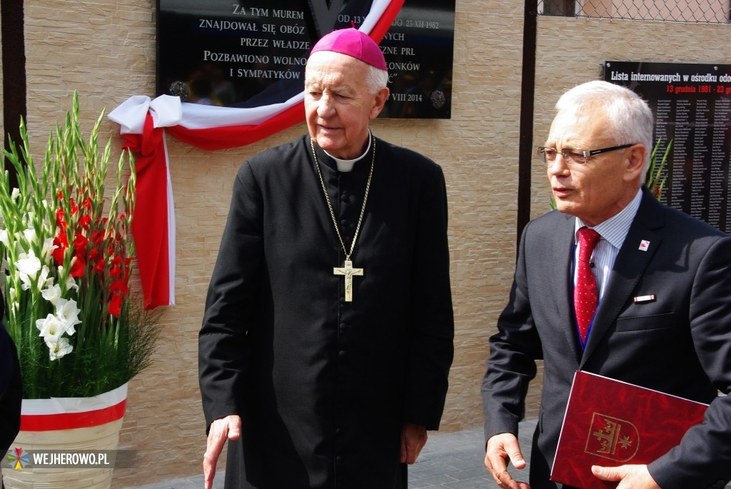 Zjazd Strzebielinkowców - odsłonięcie tablicy pamiątkowej - 17.08.2014