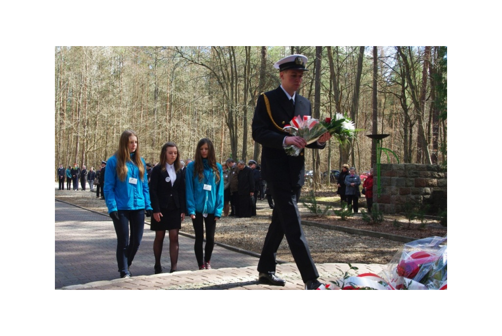 Uroczystość w Piaśnicy z okazji Miesiąca Pamięci Narodowej - 20.04.2013