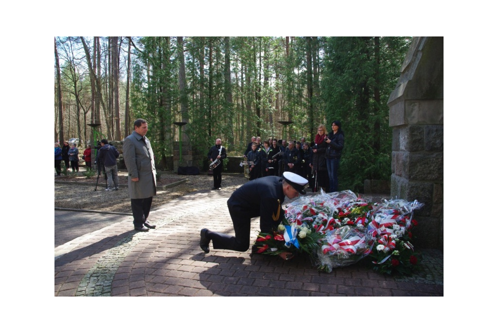 Uroczystość w Piaśnicy z okazji Miesiąca Pamięci Narodowej - 20.04.2013