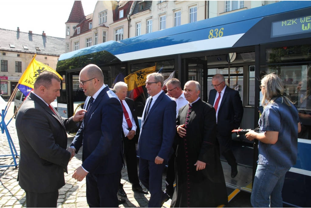 Nowy autobus komunikacji miejskiej