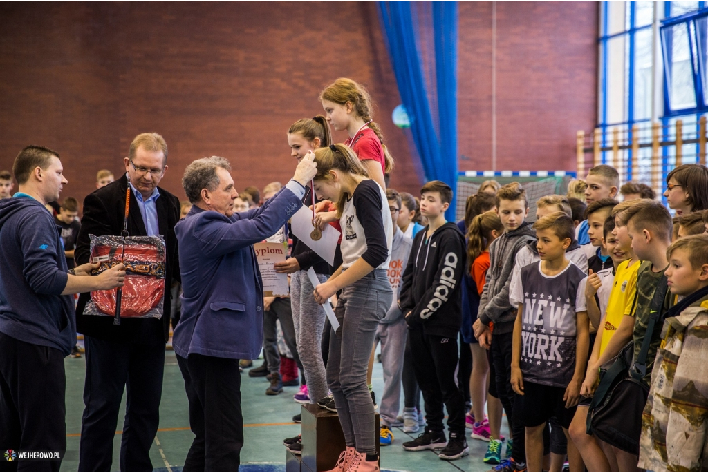 Halowa Lekkoatletyka w wejherowskiej „szóstce”