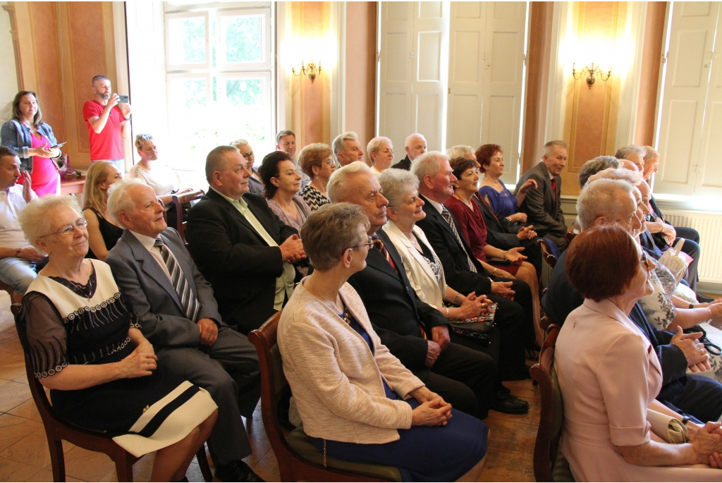 Medale dla Złotcyh Jubilatów