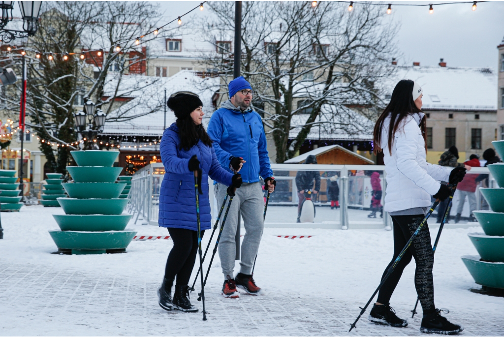 Darmowe zajęcia Nordic Walking w ramach Wejherowskiej Karty Mieszkańca