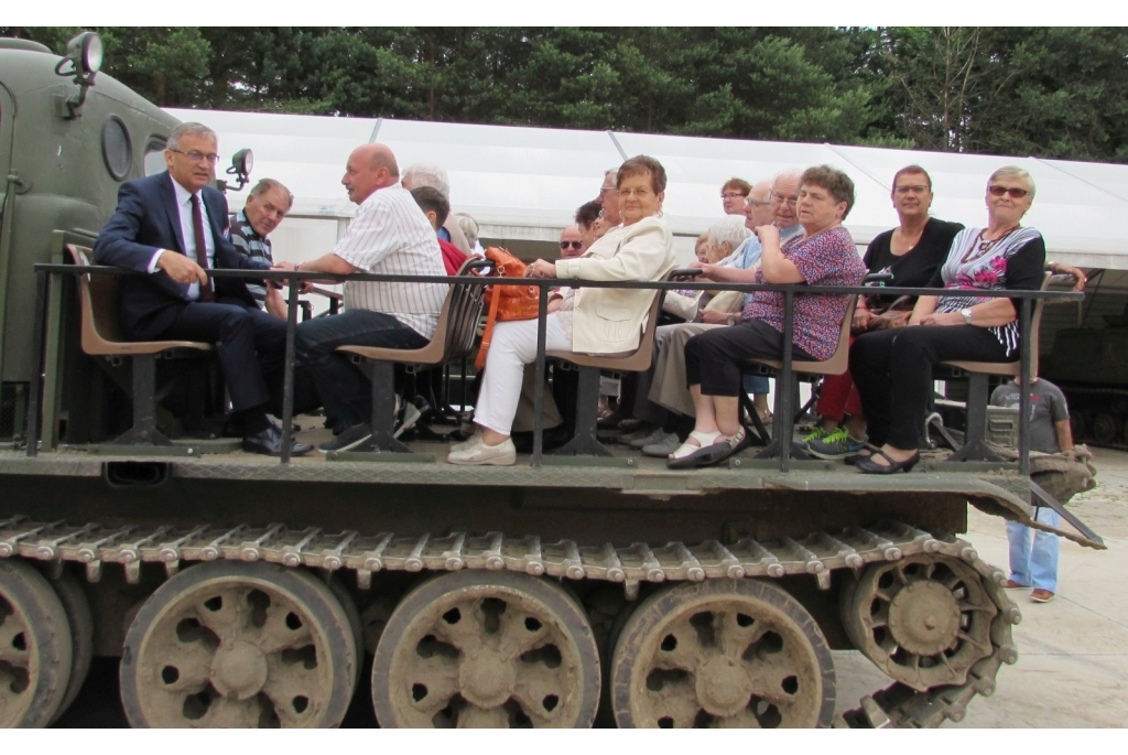 Muzeum wojskowe w Dąbrówce zachwyciło kombatantów