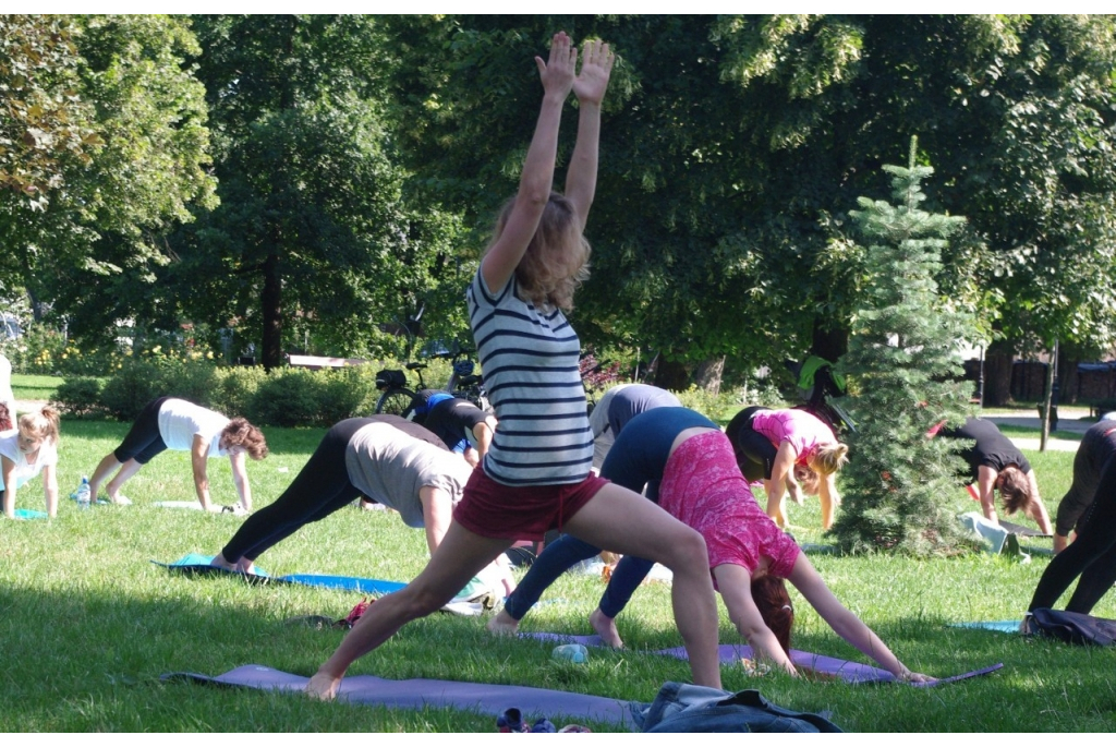 Joga w Parku Miejskim