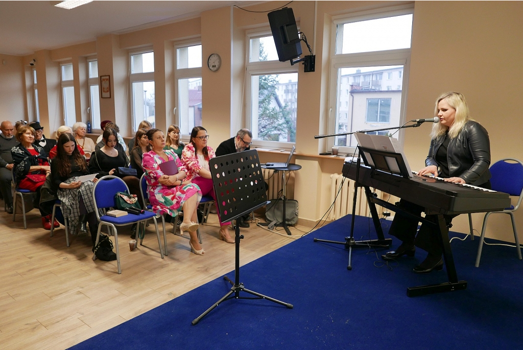 Światowy Dzień Poezji w bibliotece