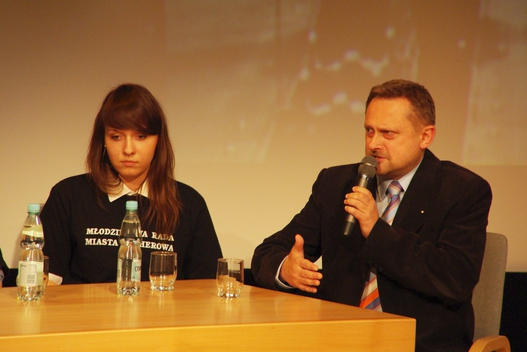 Debata multimedialna Samorząd To My - 04.11.2013