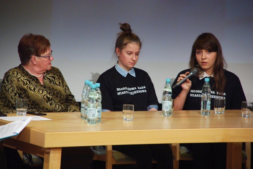 Debata multimedialna Samorząd To My - 04.11.2013