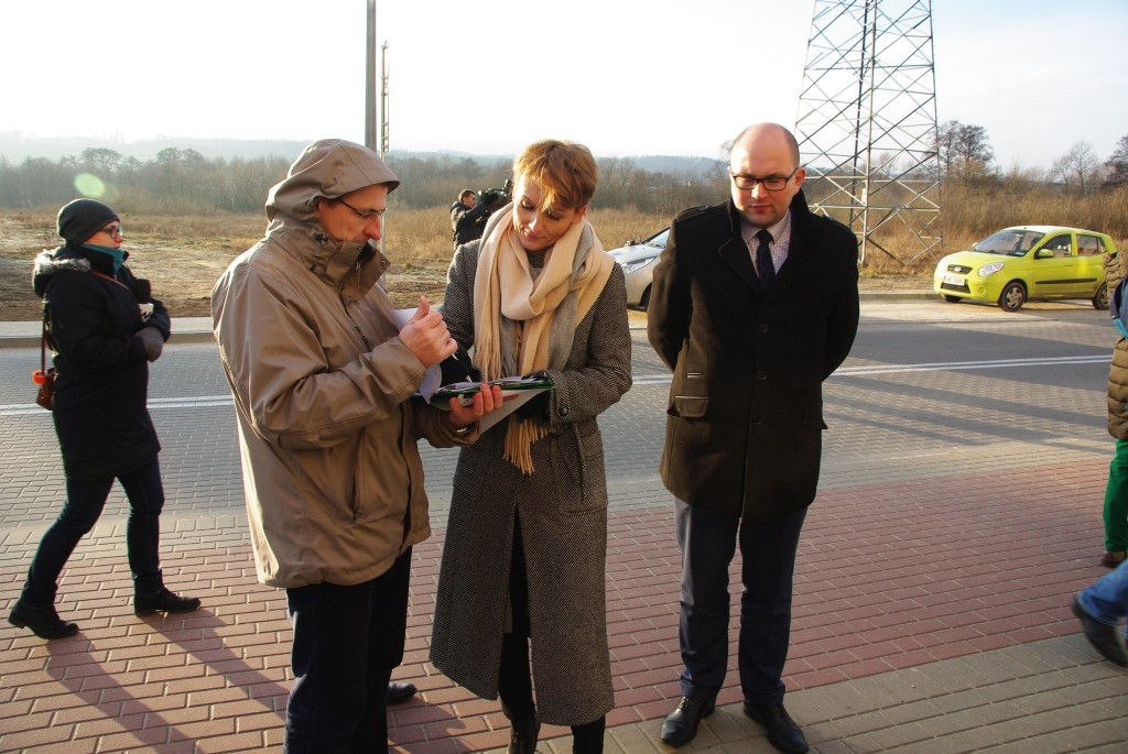 Budżet Obywatelski - Parking na os. Fenikowskiego - 30.12.2015