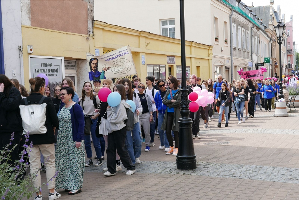 Parada młodzieży PZS nr 4