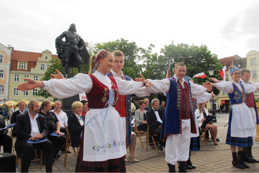 Narodowe czytanie Wesela w Wejherowie