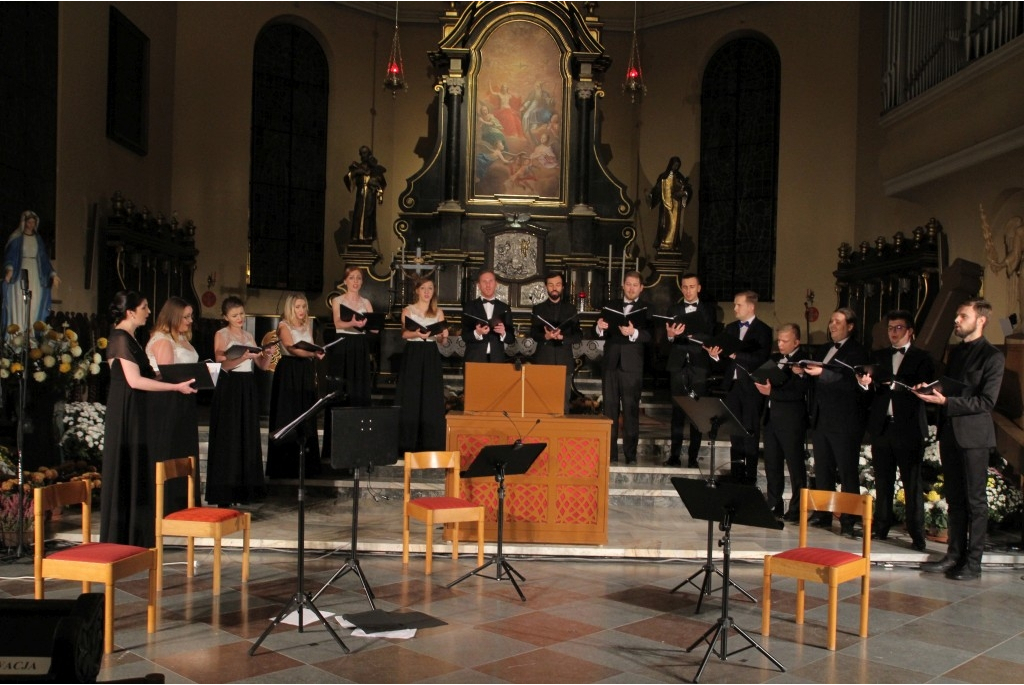 Jubileuszowy koncert Art&#039;n&#039;voices w kolegiacie