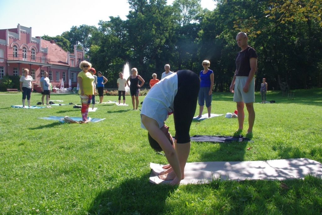 Joga w Parku Miejskim