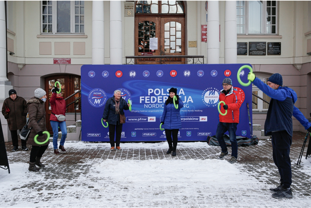 Darmowe zajęcia Nordic Walking w ramach Wejherowskiej Karty Mieszkańca