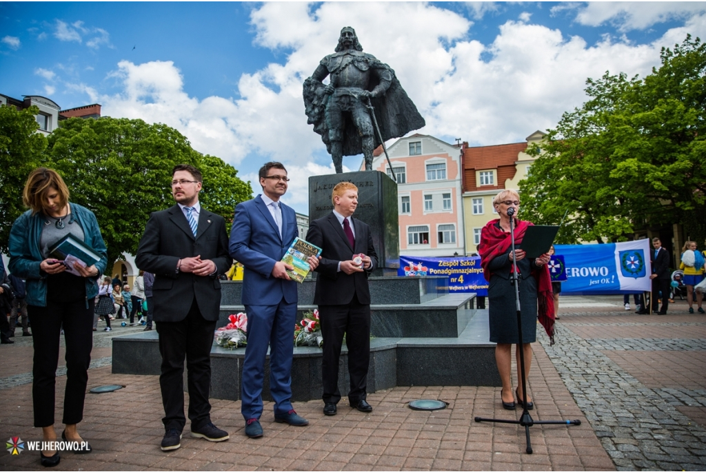 Parada uczniów Zespołu Szkół Ponadgimnazjalnych nr 4  im. Jakuba Wejhera - 29.05.2015