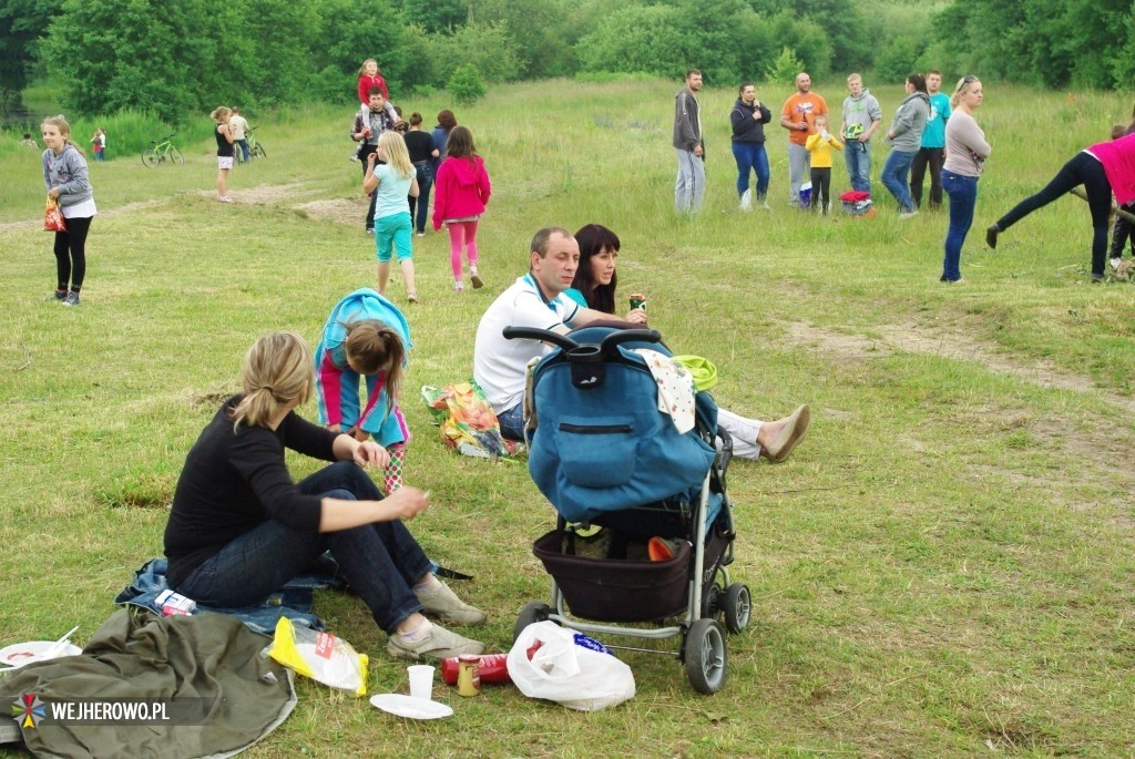 Festyn przy ognisku na os. Fenikowskiego - 28.06.2014