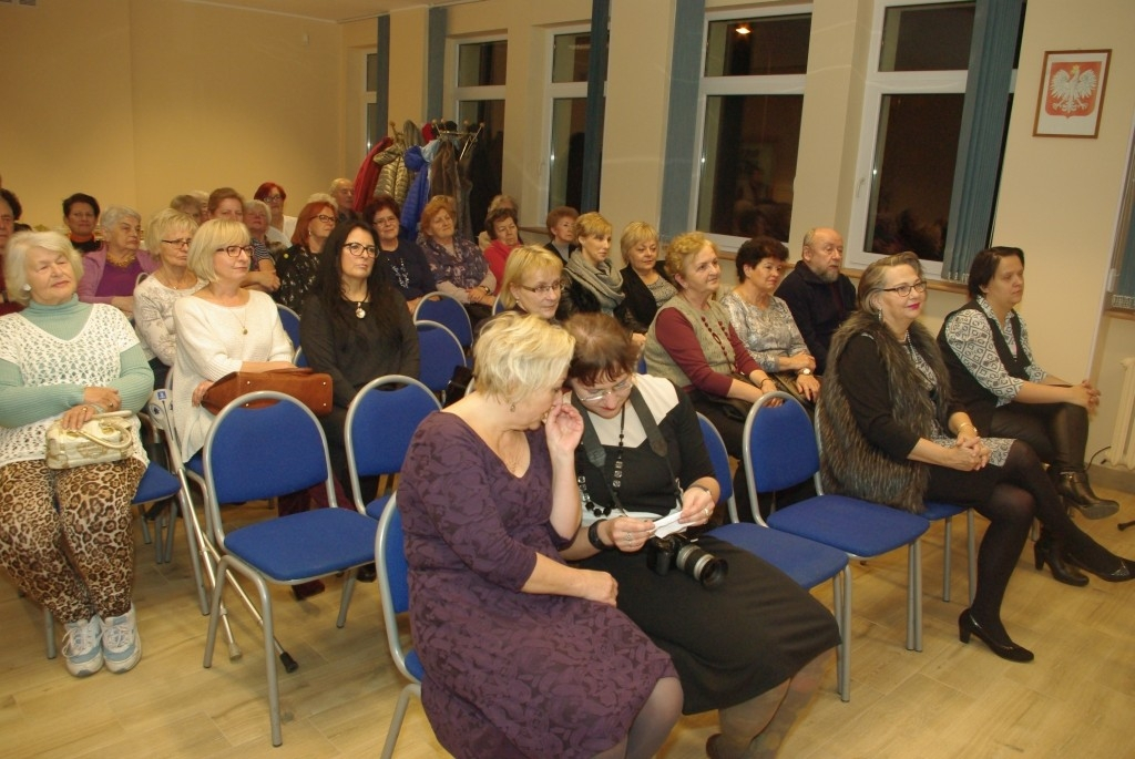 Wystawa w bibliotece „Jaki piękny jest świat VII”