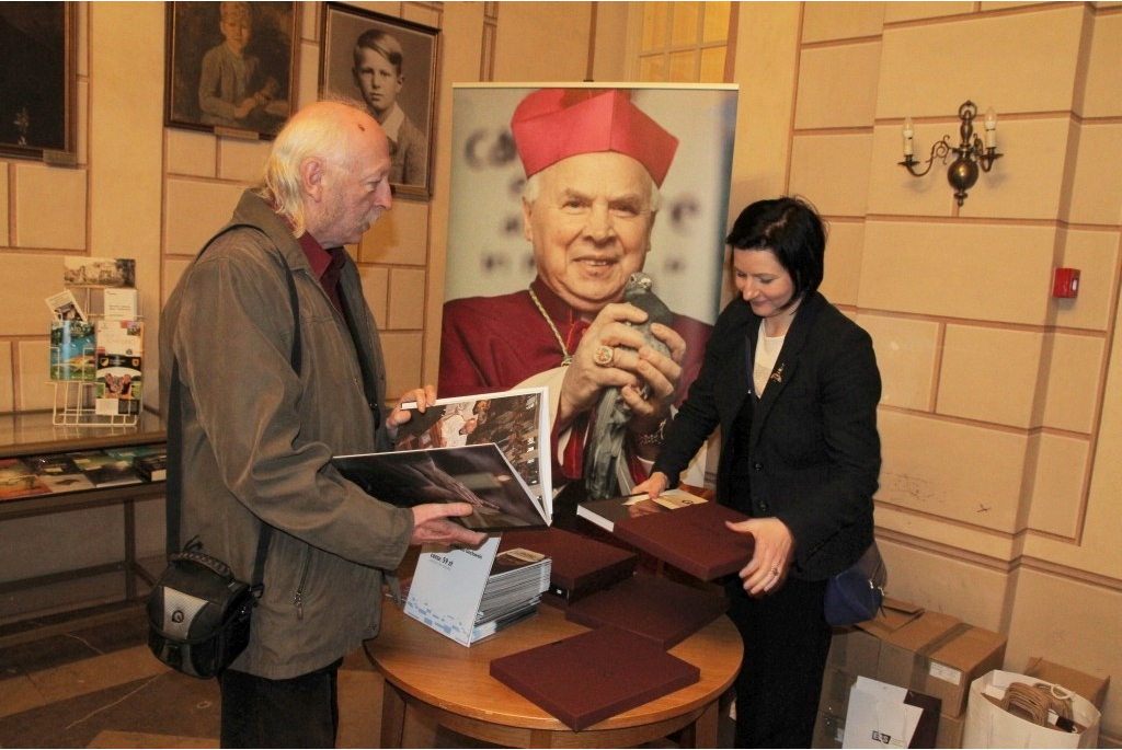 Promocja albumu Gość o ks. abp. T. Gocłowskim