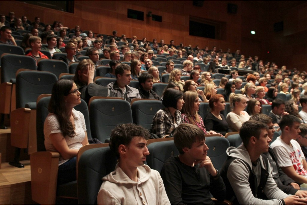 8 Ogólnopolski Przegląd Małych Form Teatralnych LUTEREK - 25-27.10.2013