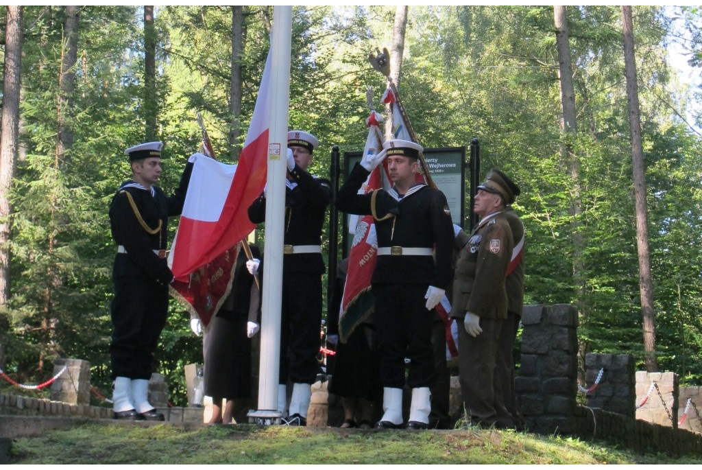 Hołd żołnierzom 1 MPS poległym pod Białą w 1939 r.- 05.09.2013