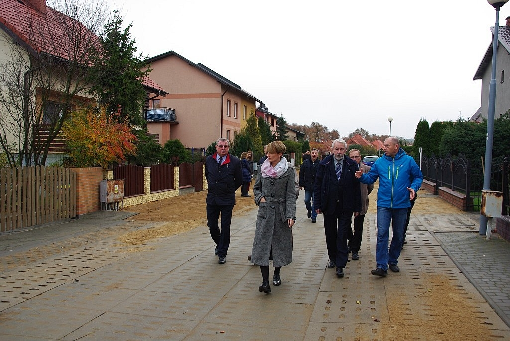 Odbiór 4 ulic - Zielnej, Złotej, Modrej i Uroczej - 03.11.2015