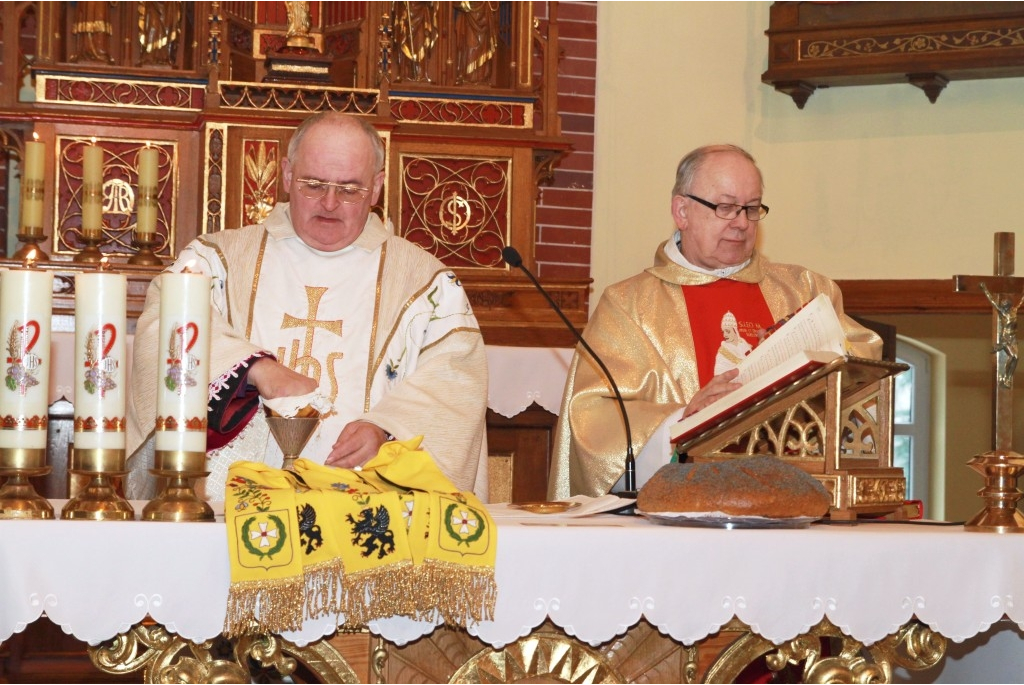 Spotkanie Zrzeszeńców w muzeum kaszubskim