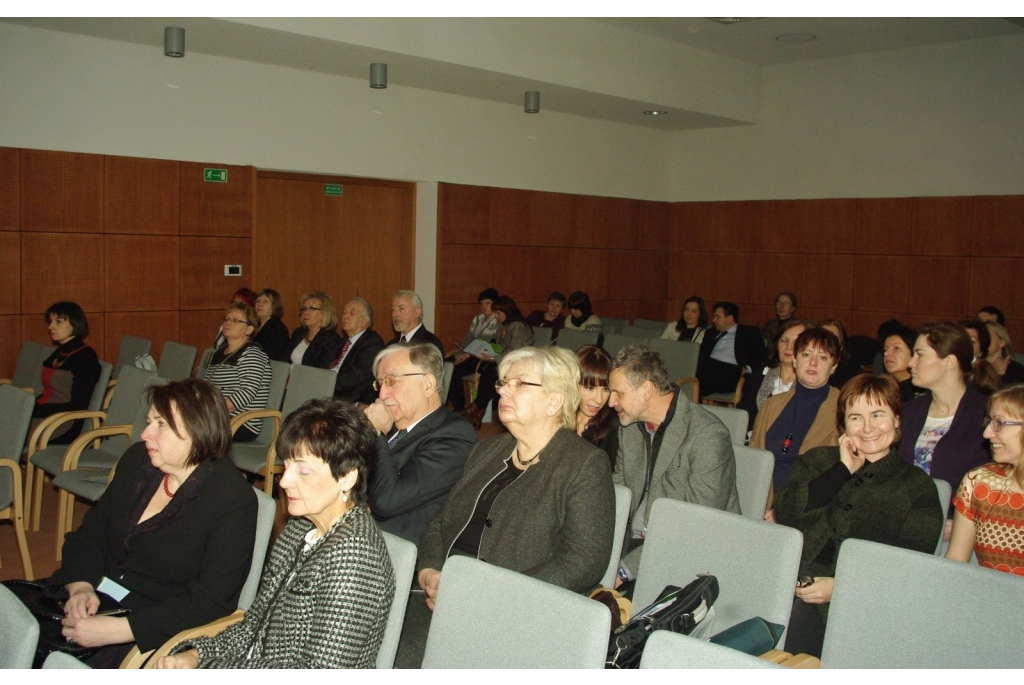 Konferencja w Filharmonii Kaszubskiej nt. leczenia stwardnienia rozsianego - 01.02.2014