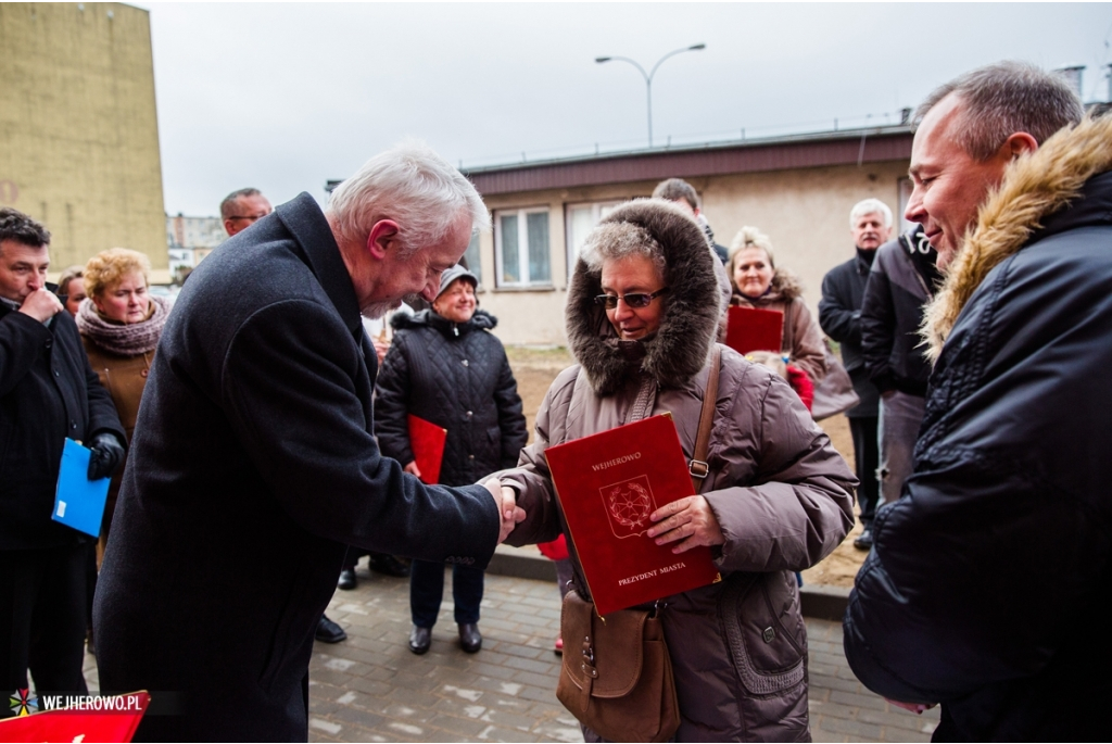 Nowy budynek socjalny przy ul. Iwaszkiewicza w Wejherowie - 27.01.2015