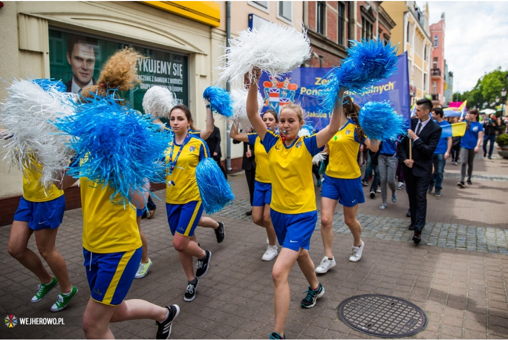 Parada uczniów Zespołu Szkół Ponadgimnazjalnych nr 4  im. Jakuba Wejhera - 29.05.2015