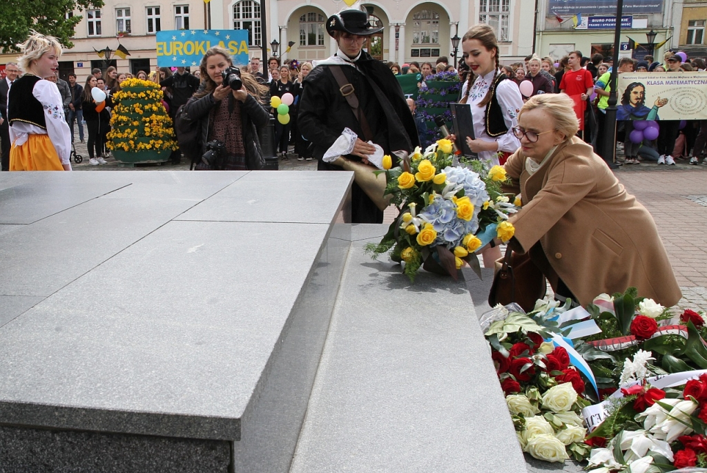 Parada młodzieży z Samochodówki z okazji Święta Miasta