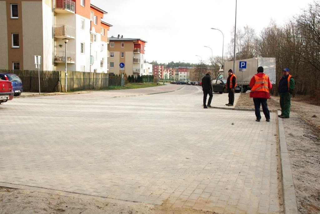 Budżet Obywatelski - Parking na os. Fenikowskiego - 30.12.2015