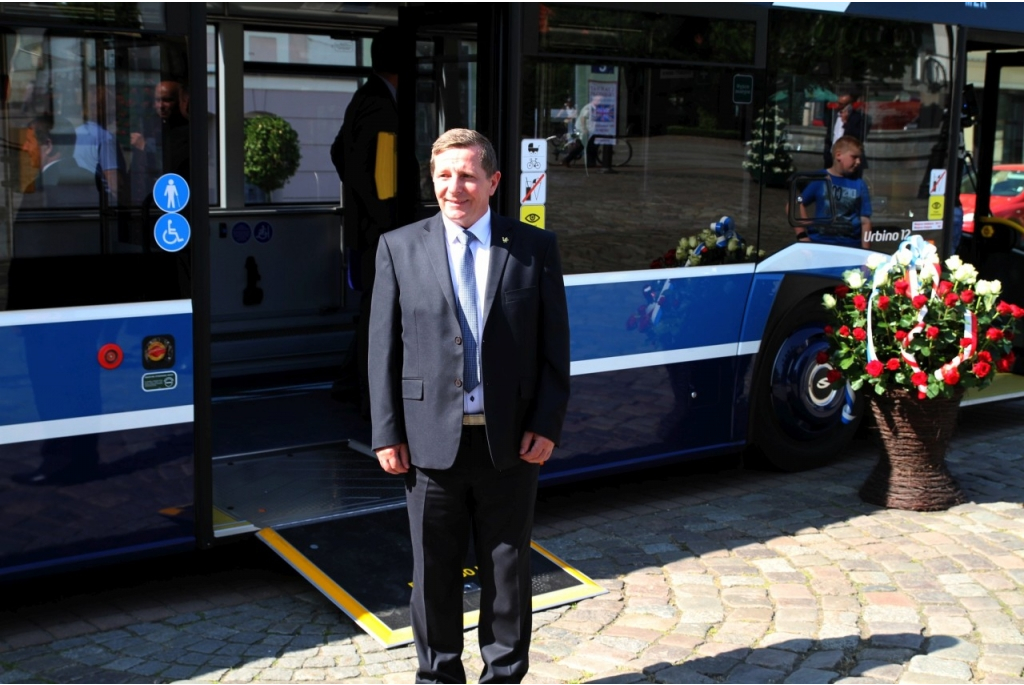 Nowy autobus komunikacji miejskiej